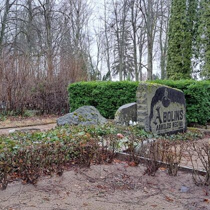 Arnolda Āboliņa kapavieta 2023. gada 15. februārī. Fotogrāfs: Lita Zandberga