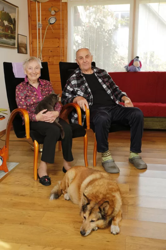 Velta Skurstene-Lāce ar vīru Visvaldi Lāci 2020. gadā (foto no www.nra.lv)