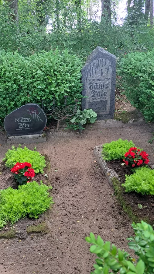 Talsu Jaunajos kapos 2023. gada 27. jūnijā. Foto: Lita Zandberga